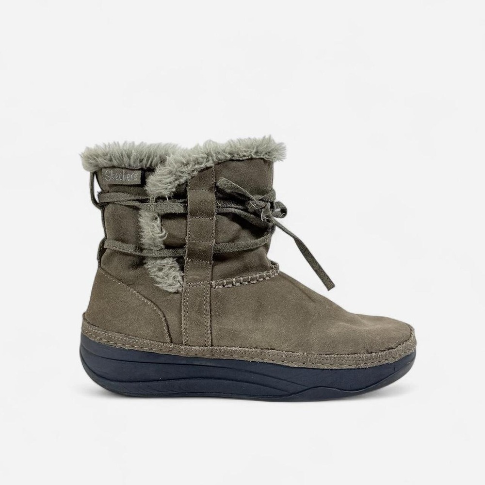 Skechers Women's Size 7 Gray Suede Faux Fur Ankle Boots
